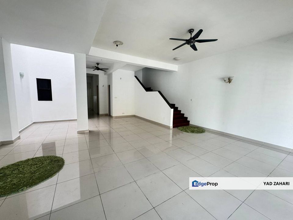 Pentas 2, Alam Impian | Double Storey Superlink 4+1 Rooms | RM950K - Renovated & Move In Ready, Selangor, Shah Alam