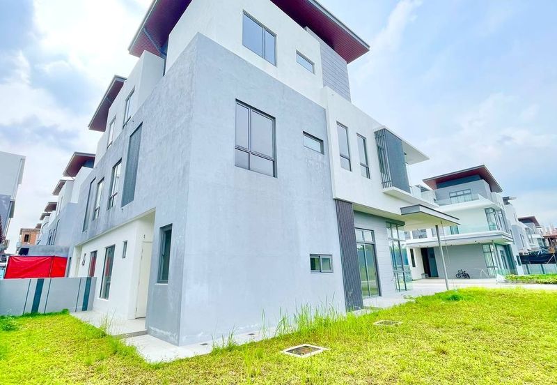 Broadleaf Residences, Hometree