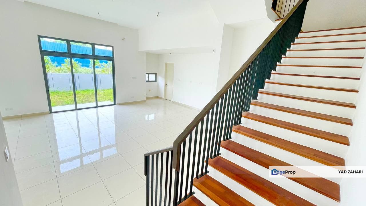 Broadleaf Residence, Kota Kemuning | 3 Storey Semi D 6+1 Bedrooms | RM2.6M - Endlot, Non Bumi and Completed Facilities, Selangor, Kota Kemuning