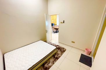 Persiaran Bukit Melawati 