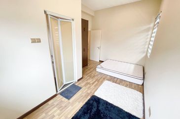 Persiaran Bukit Melawati 