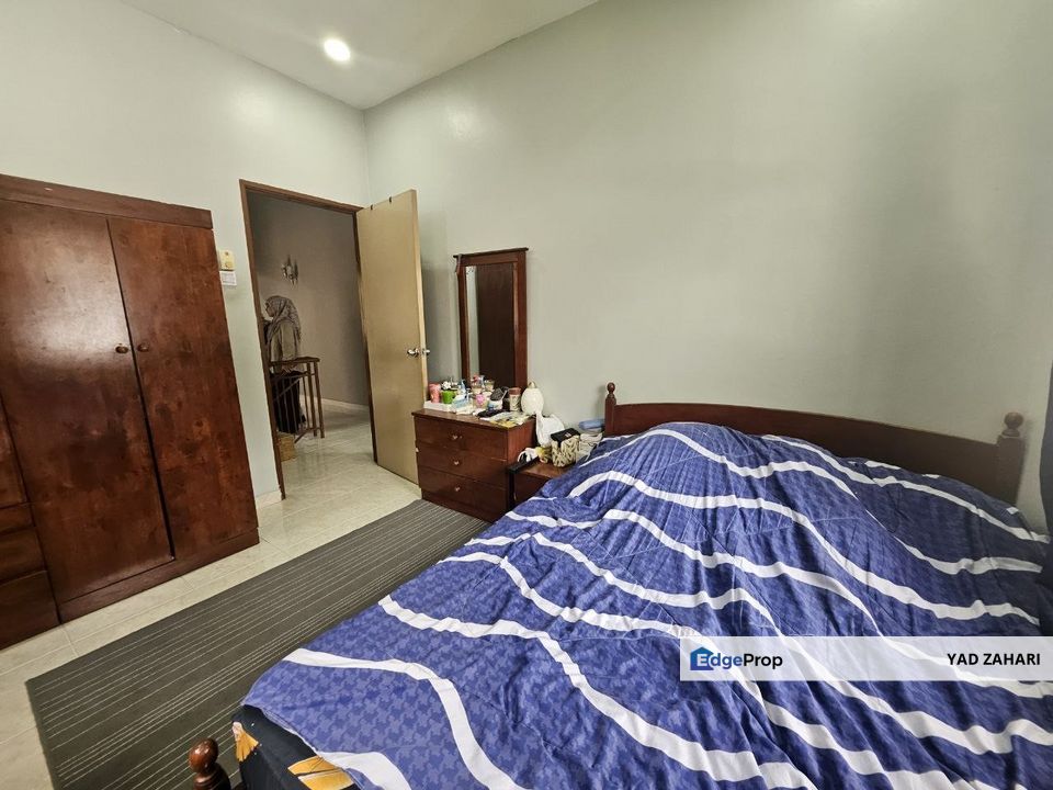 Nusa Rhu 10, Shah Alam | Double Storey Terrace 4 Bedrooms | RM720K - Renovated, Well Maintained & Peaceful , Selangor, Shah Alam