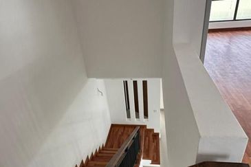 Casablanca 1 @ Alam Impian