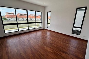 Casablanca 1 @ Alam Impian