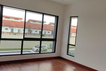 Casablanca 1 @ Alam Impian