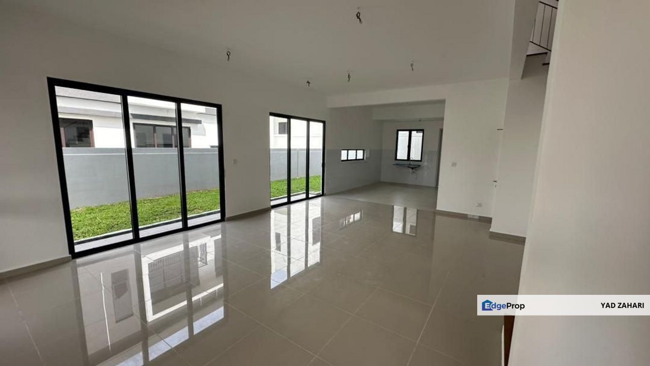 Casablanca 1 Alam Impian, Shah Alam | 2 Storey Semi D 4 Bedrooms | RM1.35M - Freehold, Gated Guarded and Partial Furnished, Selangor, Shah Alam