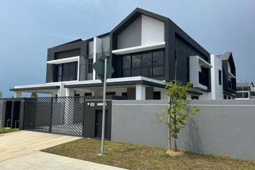 Casablanca 1 @ Alam Impian