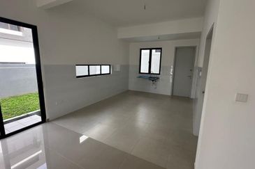 Casablanca 1 @ Alam Impian