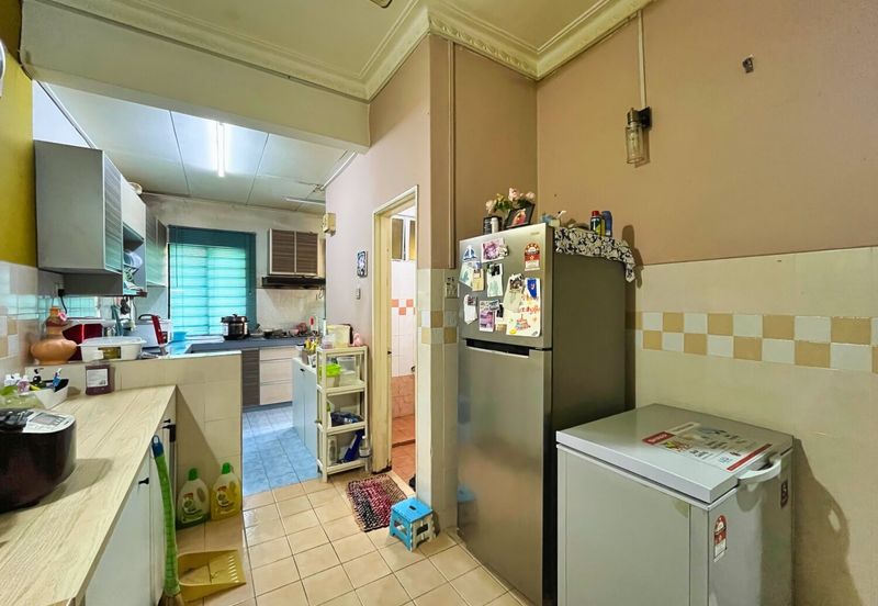 Jalan Spektrum U16 @ Taman Bukit Subang