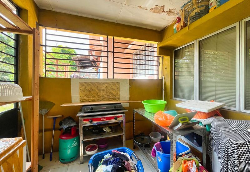 Jalan Spektrum U16 @ Taman Bukit Subang