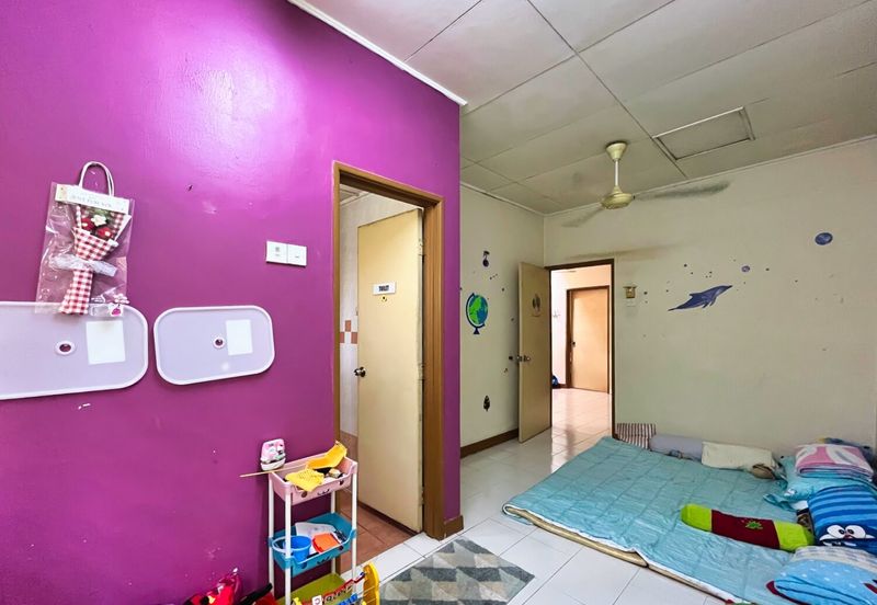 Jalan Spektrum U16 @ Taman Bukit Subang