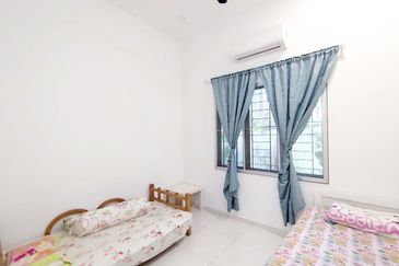 Kampung Sungai Ramal Luar