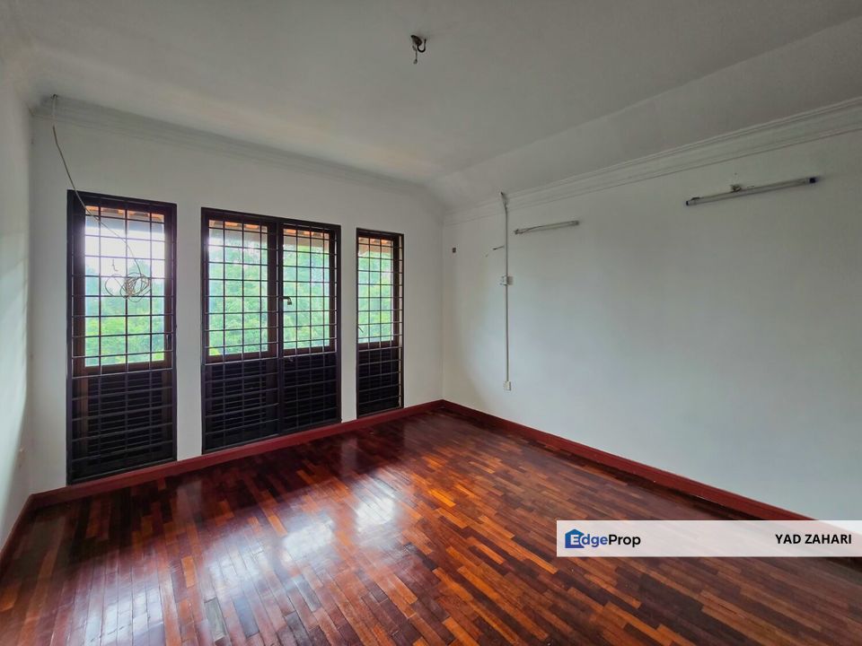 Alam Damai, Cheras | 2.5 Storey Semi-D 6+1 Rooms | RM1.89M - Facing Open, Beautiful Unit & Renovated (Save Cost), Kuala Lumpur, Cheras