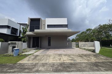 Dalia Residences @ Tropicana Aman