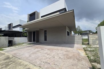 Dalia Residences @ Tropicana Aman