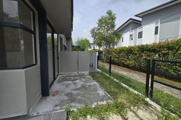 Dalia Residences @ Tropicana Aman