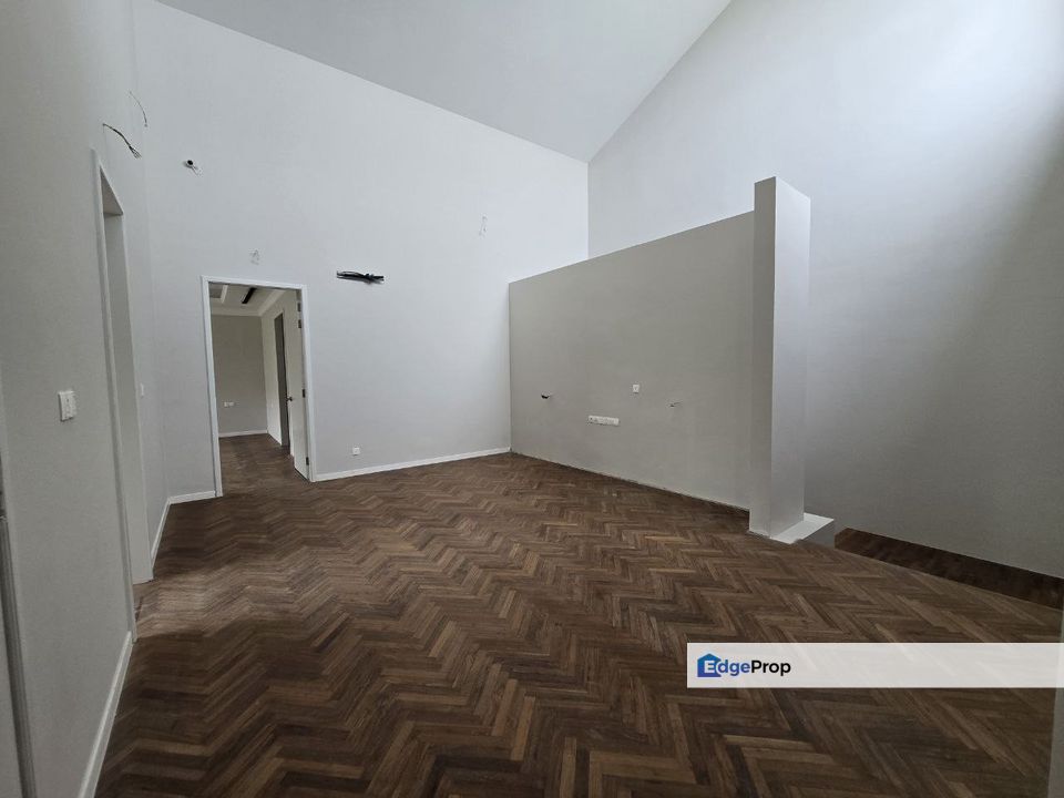 Dalia Residence, Telok Panglima Garang | Bungalow 5+1 Rooms | RM2.35M - Fully Renovated with ID, Marble Flooring and Gated Guarded, Selangor, Telok Panglima Garang