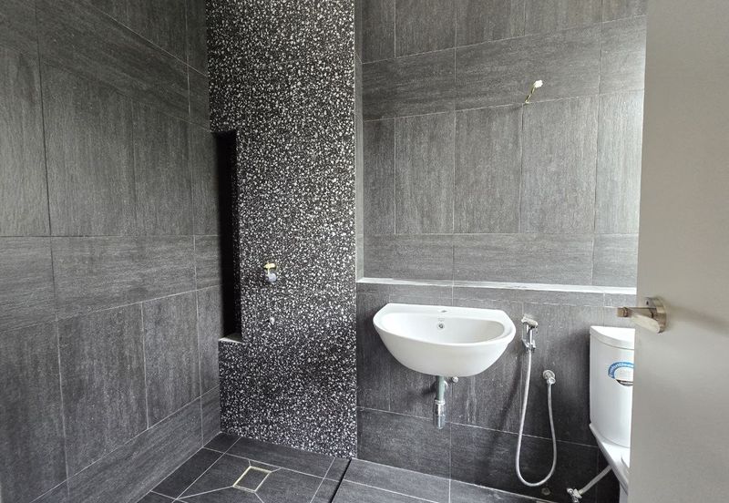 Dalia Residences @ Tropicana Aman