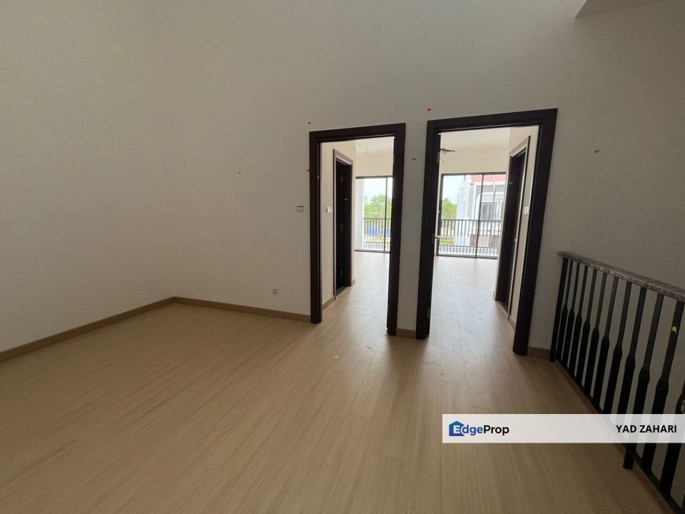 Isadora, Setia Safiro, Cyberjaya | 2-Storey Terrace 4 Bedrooms | RM1.21M - Completed Unit, Facing Open and Less Unit in a Row, Selangor, Cyberjaya