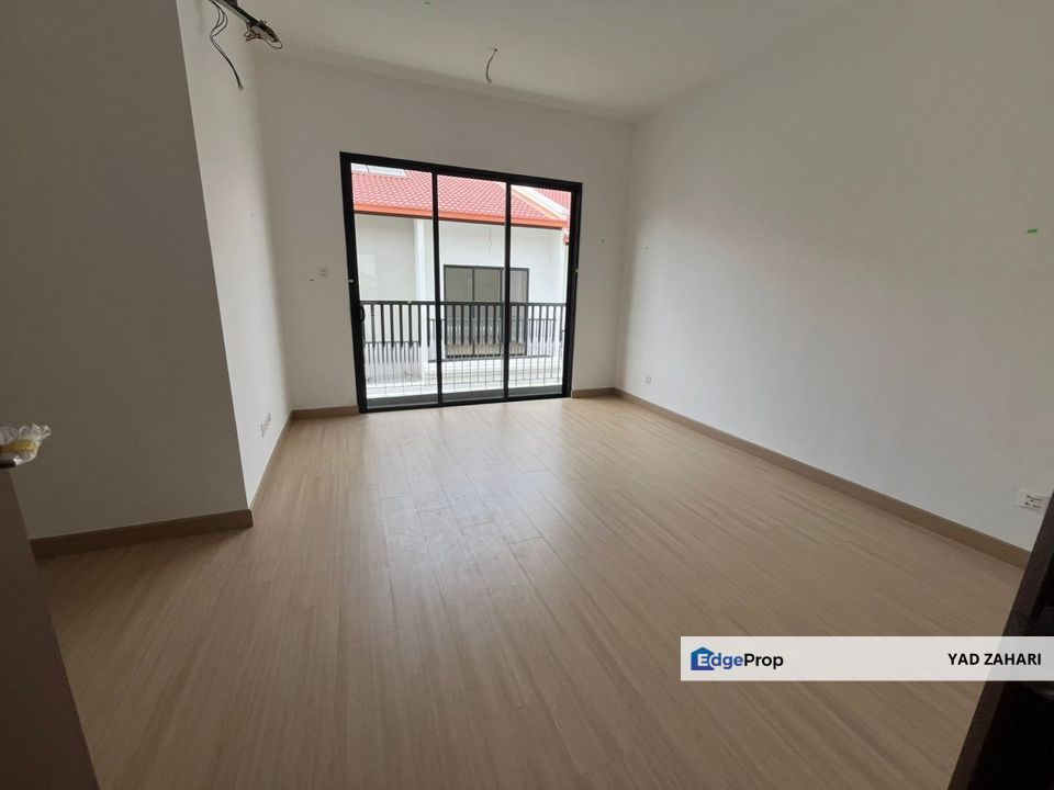Isadora, Setia Safiro, Cyberjaya | 2-Storey Terrace 4 Bedrooms | RM1.21M - Completed Unit, Facing Open and Less Unit in a Row, Selangor, Cyberjaya