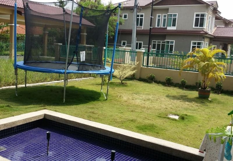 Desa Pinggiran Putra