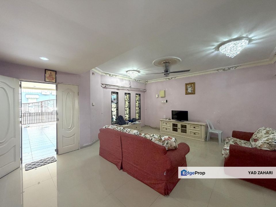 Taman Jaya Utama, Telok Panglima Garang | 2-Storey Terrace 4 Bedrooms | RM440K - Extra Parking Space and Nearby Main Road, Selangor, Telok Panglima Garang