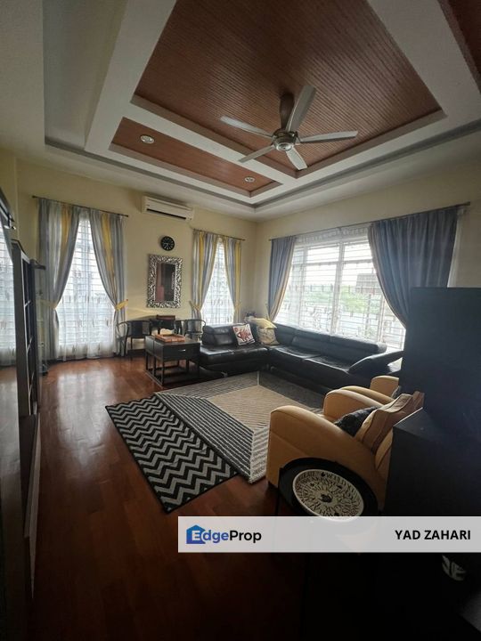 Sungai Merab Putra, Bangi | 2-Storey Bungalow 8 Rooms | RM1.15M - Fully Renovated, Freehold and Basement Parking, Selangor, Bangi