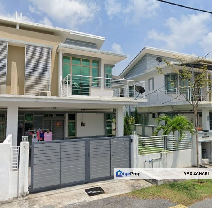 Taman Reko Mutiara, Kajang | 2-Storey Terrace 4 Bedrooms | RM550K - Renovated, Extended Kitchen and Beautiful ID, Selangor, Kajang