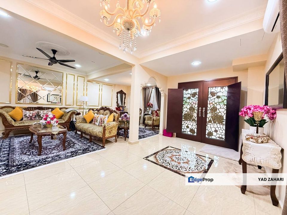 Taman Lestari Putra, Seri Kembangan | 2-Storey Terrace 4 Bedrooms | RM800K - Endlot, Luxury Renovated & Facing Open, Selangor, Seri Kembangan