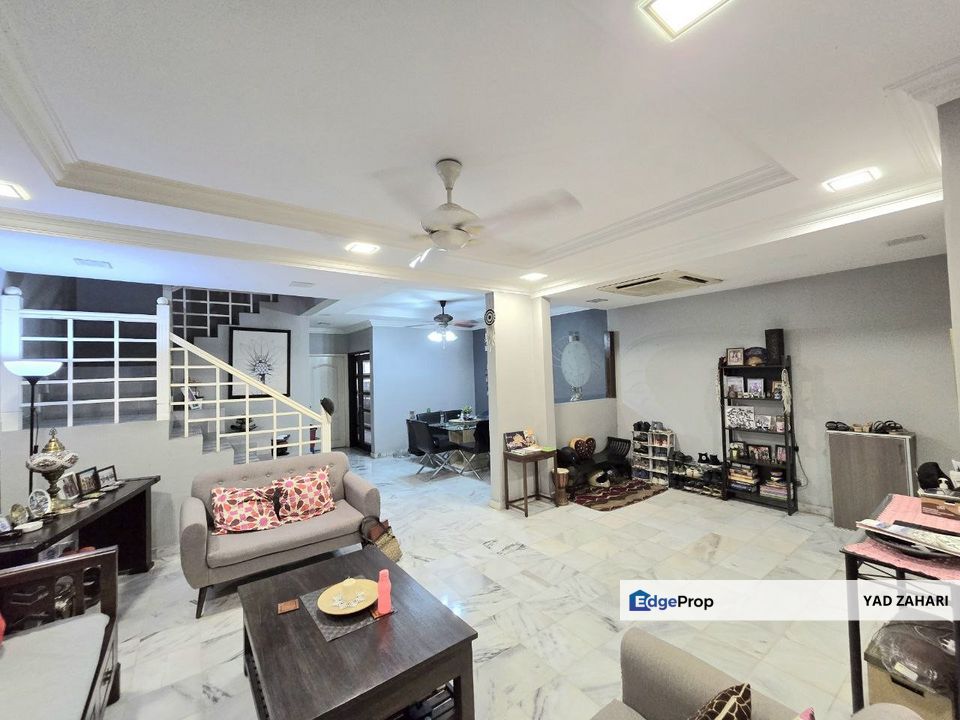 SD 7, Bandar Sri Damansara | 2.5 Storey Terrace 5 Bedrooms | RM1.28M - Freehold, Extended Kitchen with Wet and Dry Kitchen, Selangor, Bandar Sri Damansara