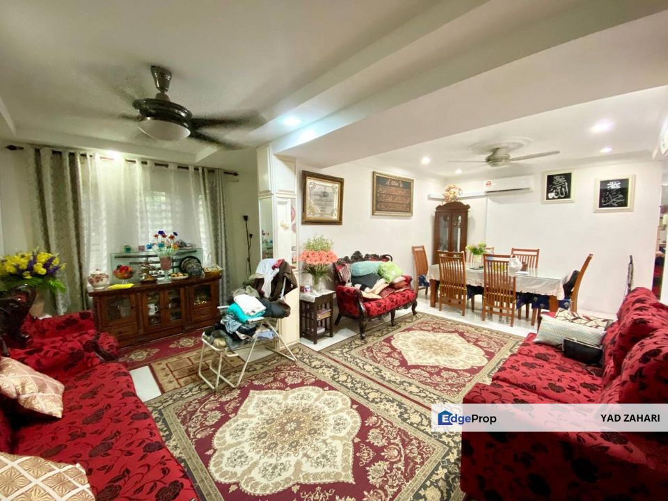 Taman Putra Perdana, Puchong | 2- Storey Semi-D Cluster  4 Bedrooms | RM608K - Renovated & Extended, Strategic Location and Move In Condition, Selangor, Puchong