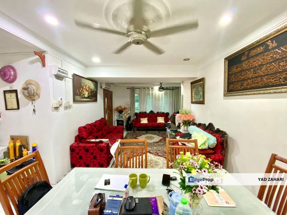 Taman Putra Perdana, Puchong | 2- Storey Semi-D Cluster  4 Bedrooms | RM608K - Renovated & Extended, Strategic Location and Move In Condition, Selangor, Puchong