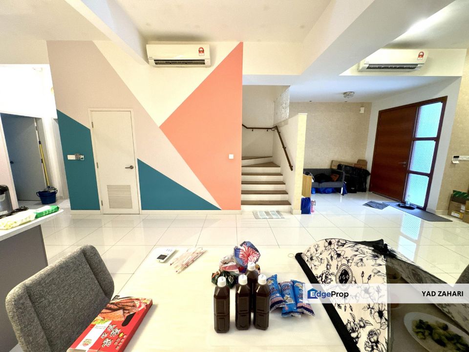 Parkfield Residences, Tropicana Heights, Kajang | 2-Storey Terrace 4 Bedrooms | RM825K - Renovated, Well Maintained & Partly Furnished, Selangor, Kajang