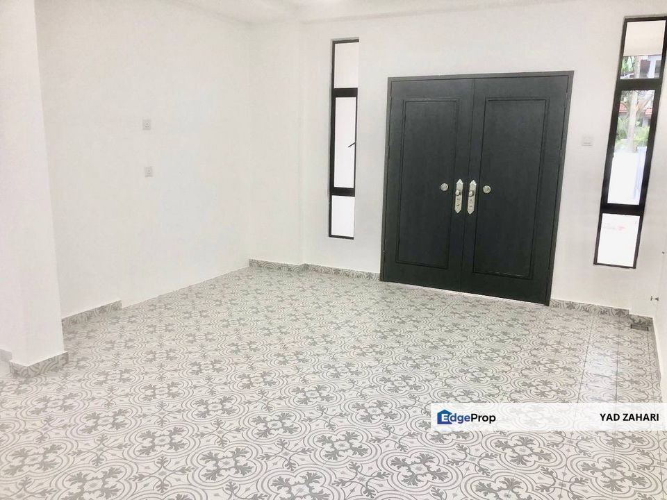 Taman Koperasi Cuepacs, Kajang | 2-Storey Semi-D 6 Bedrooms | RM1.18M - Freehold, Fully Renovated & Extended , Selangor, Kajang