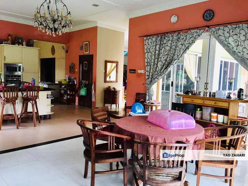 Country Heights, Kajang | 2-Storey Bungalow 8 Bedrooms | RM5M - Luxury with Swimming Pool and Freehold Non Bumi, Selangor, Country Heights