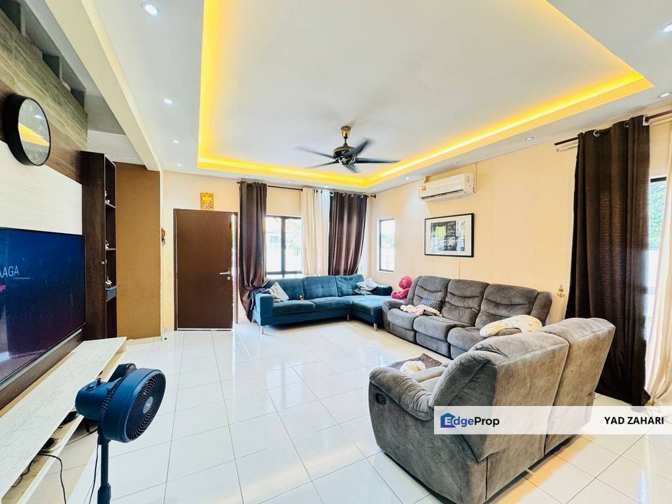 Taman Setia Permai, Shah Alam | 2-Storey Terrace 4 Bedrooms | RM900K - Huge Land and Facing Open, Selangor, Shah Alam