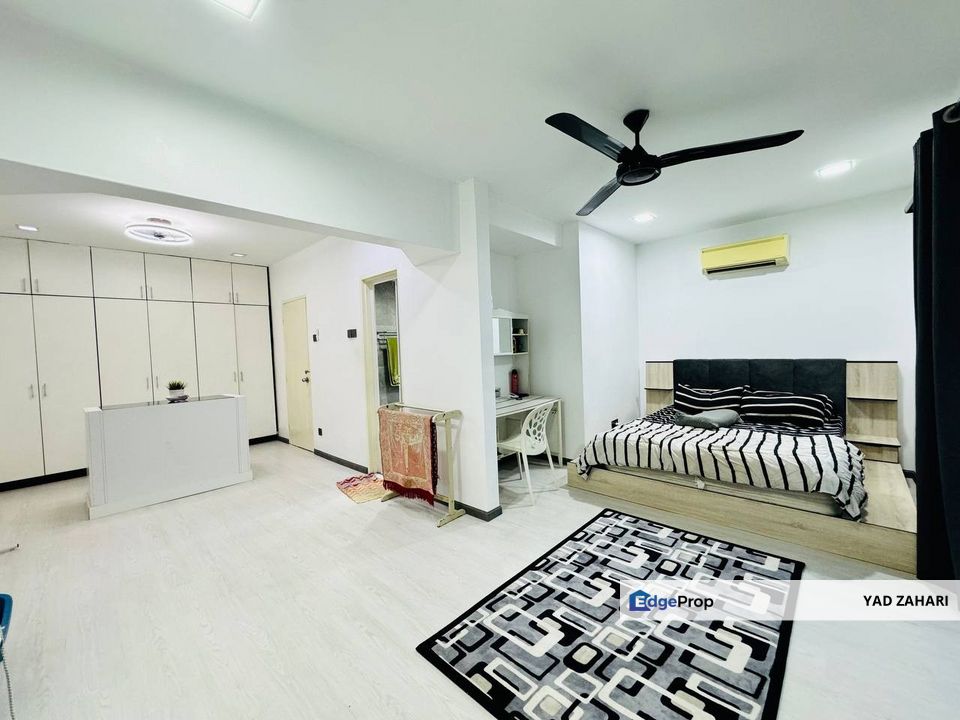 Seksyen 7, Shah Alam | 2-Storey Terrace 5 Bedrooms | RM1.4M - Facing Open, Renovated and Extended, Selangor, Shah Alam