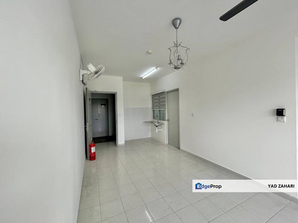 Pangsapuri Aranda, Kota Kemuning | RM1100 - Lower Floor, Unit near Lift & Near Exit Highway , Selangor, Kota Kemuning