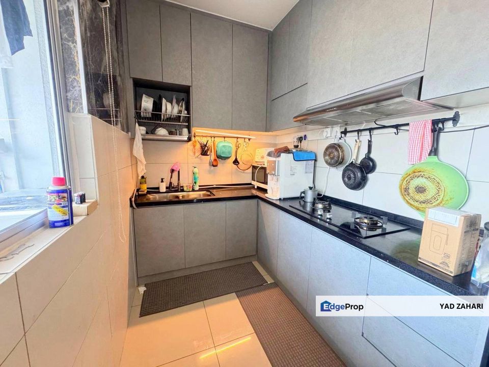 Miro Residence, Kajang | RM450K - Endlot, Privacy Unit & Low Density with Renovated, Selangor, Kajang