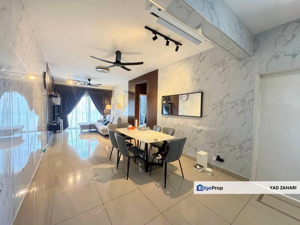 Miro Residence, Kajang | RM450K - Endlot, Privacy Unit & Low Density with Renovated, Selangor, Kajang