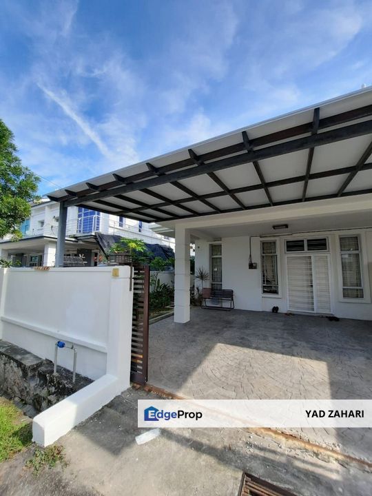 SP 9, Bandar Saujana Putra | 2-Storey Semi-D 4 Bedrooms | RM540K - Newly Painted, Spacious and Semi Furnished , Selangor, Jenjarom