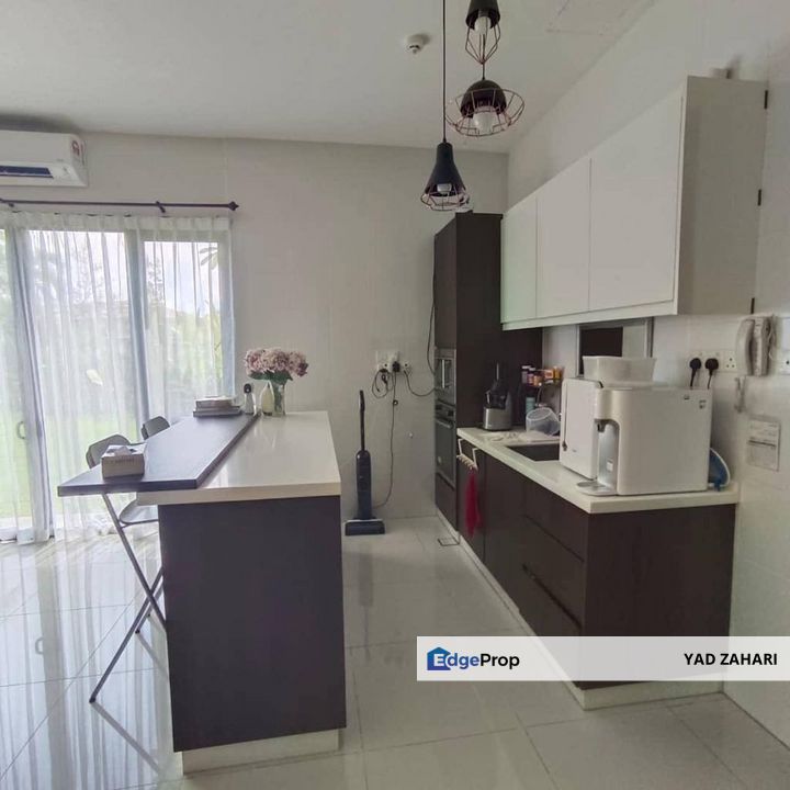 Setia Eco Glades, Cyberjaya | 2-Storey Semi-D 4 Bedrooms | RM2.3M - Freehold, Non Bumi Lot, Peaceful Area & Spacious Parking, Selangor, Cyberjaya