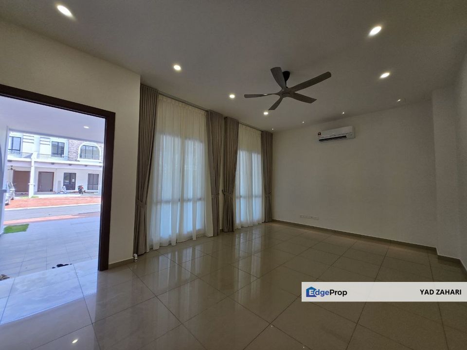 Setia Safiro, Cyberjaya | 2-Storey Terrace 4 Bedrooms | RM1.2M - Greenery View, Beautiful Reno & Partly Furnished, Selangor, Cyberjaya