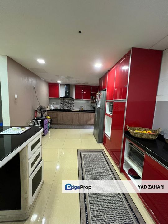 Taman Subang Murni, Shah Alam | 2-Storey Terrace 4 Bedrooms | RM675K - Fully Extended, Renovated and Partly Furnished, Selangor, Subang