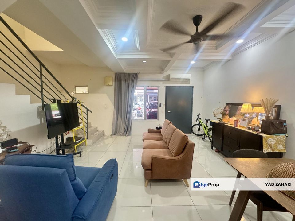 Kita Bayu, Cybersouth | 2-Storey Terrace 4 Bedrooms | RM550K - Cheapest Unit, Fully Extend and Renovated & Fully Furnished, Selangor, Dengkil