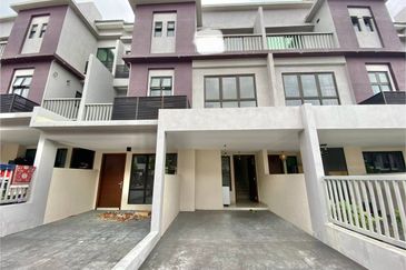 The Strata @ Bandar Puteri Bangi