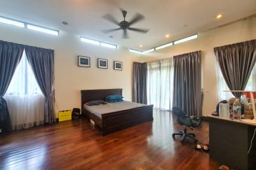 Bangi Lakehill Villas