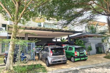 Bangi Lakehill Villas