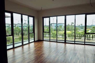 Charms of Nusantara, Setia Eco Glades