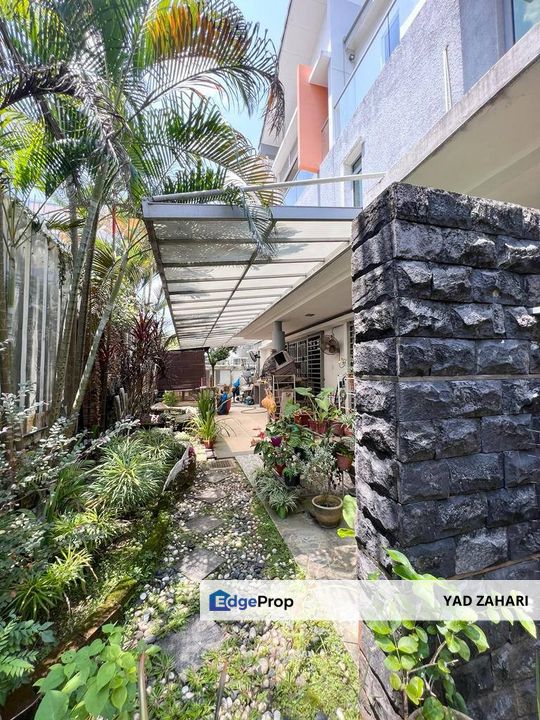 Lakehill Villas Bandar Baru Bangi | 2.5 Storey Semi-D 6 Bedrooms | RM1.5M - Renovated & nearby Taman Tasik Cempaka and centre of Bandar Baru Bangi , Selangor, Bangi